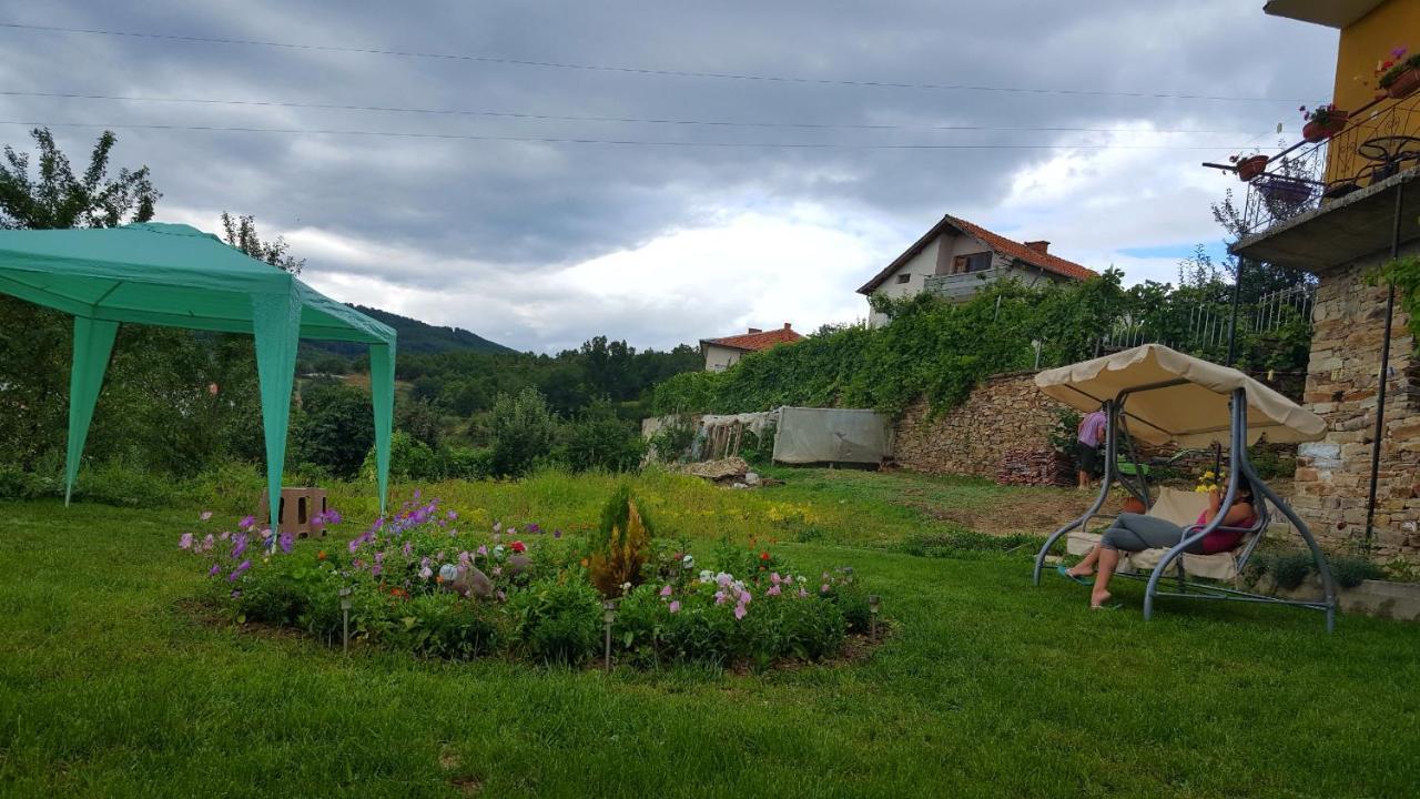 Guest House Agush Kribul Exterior photo