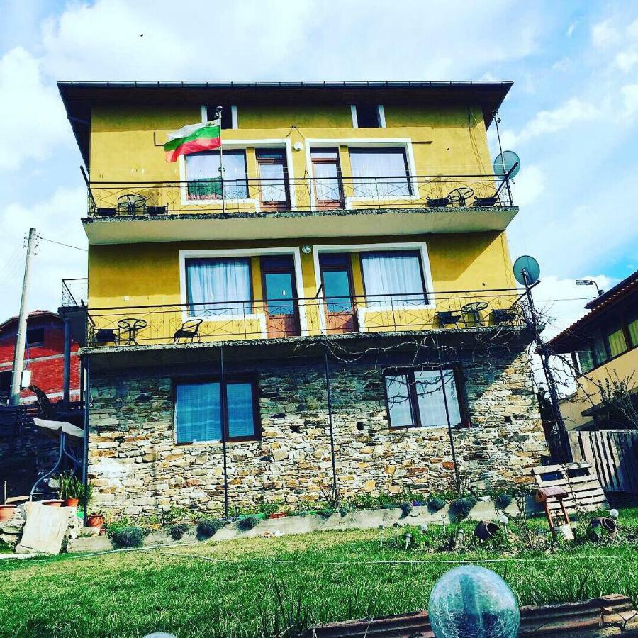 Guest House Agush Kribul Exterior photo